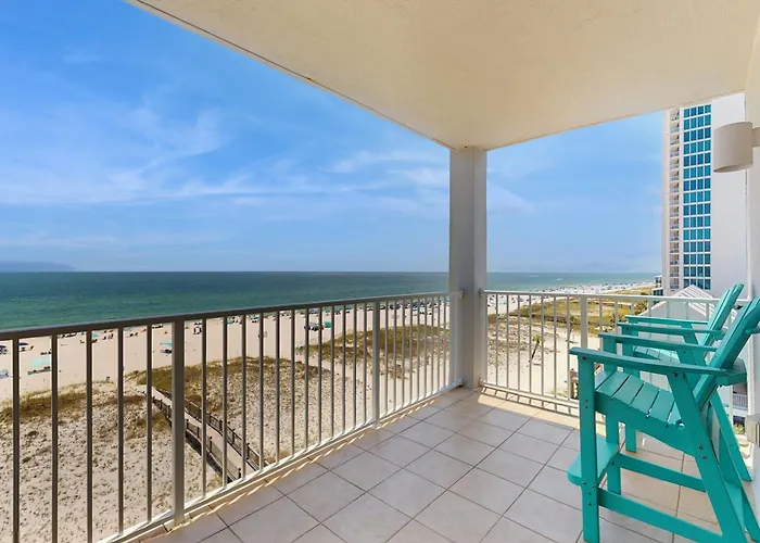 Beachfront Corner W A Furnished Balcony Shared Pool & Grilling Area