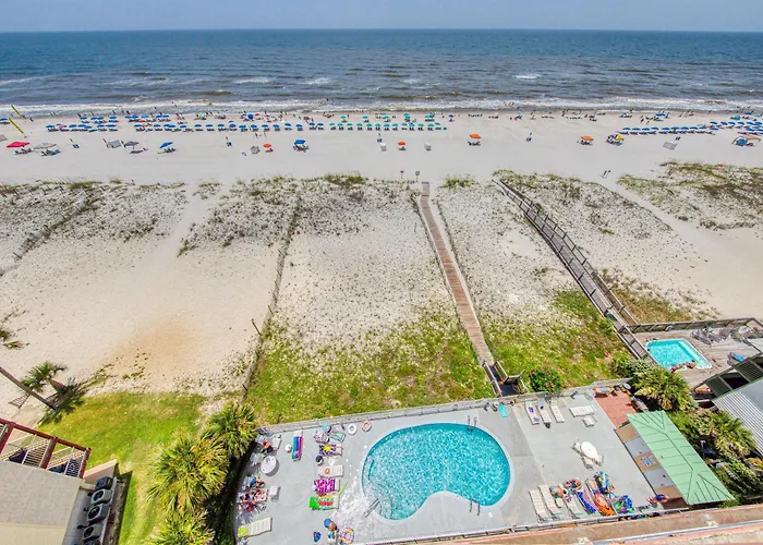 Holiday home Beachfront Corner W A Furnished Balcony Shared Pool & Grilling Area *